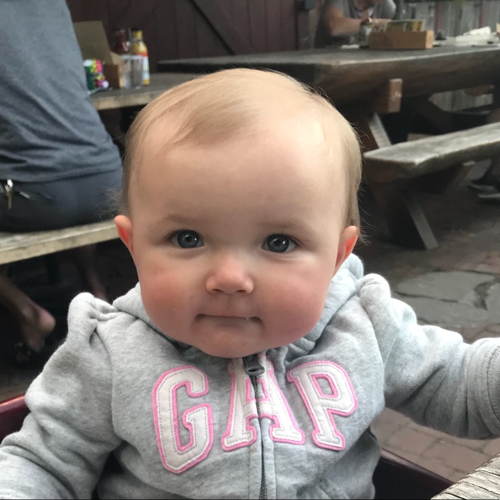 Meet your Posher, Emily